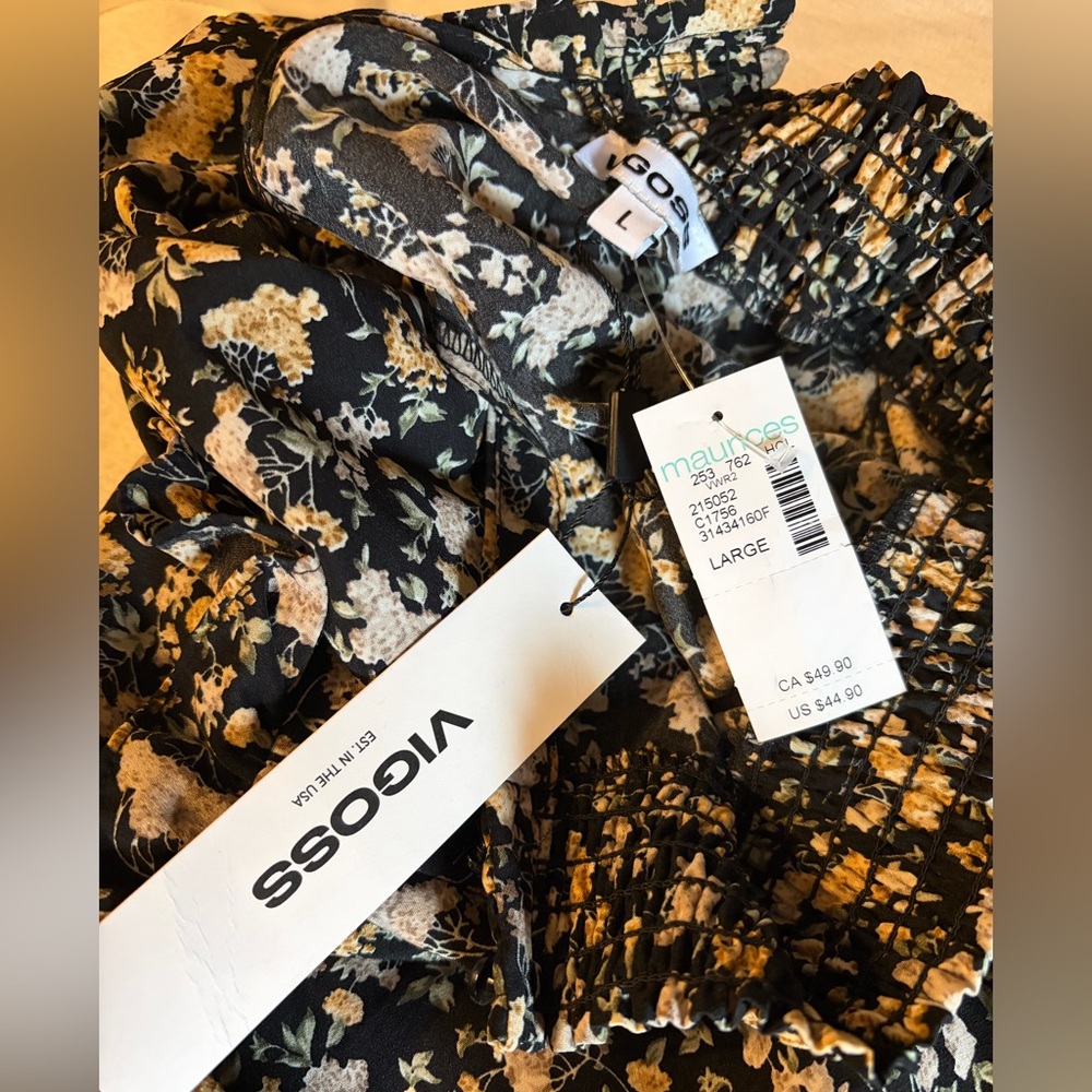 Vigoss Black Floral Smocked Neck Blouse with Cream Accents - Picture 3 of 7